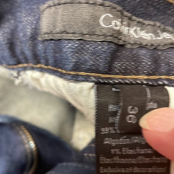 Calvin Klein Straight leg Jean - Picture 4 of 4